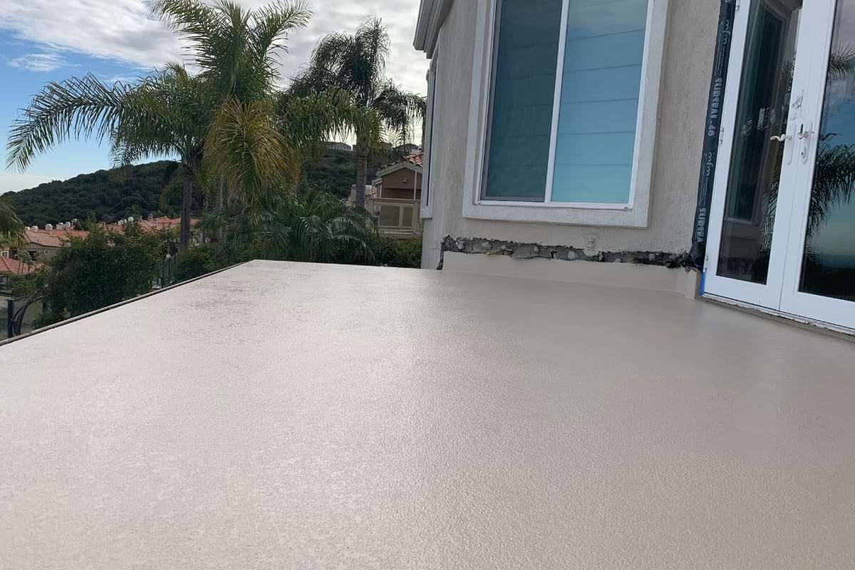 High-quality deck sealers protect Orange County decks from UV, salt air, and costly rot.